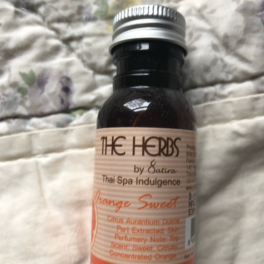 Essential oils - Picture 4 of 5
